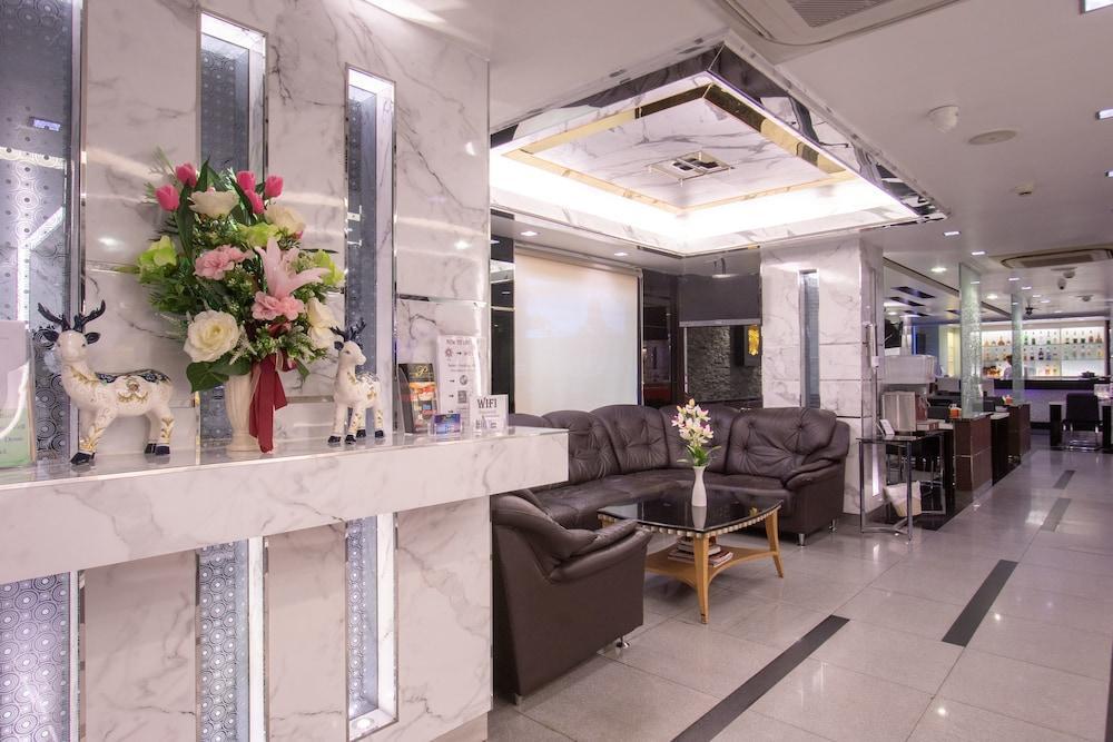 Gusto Pratunam Hotel Bangkok Eksteriør bilde